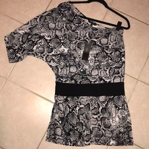 BCBG BLACKONCO ONE SHOULDER SNAKE PRINT DRESS
